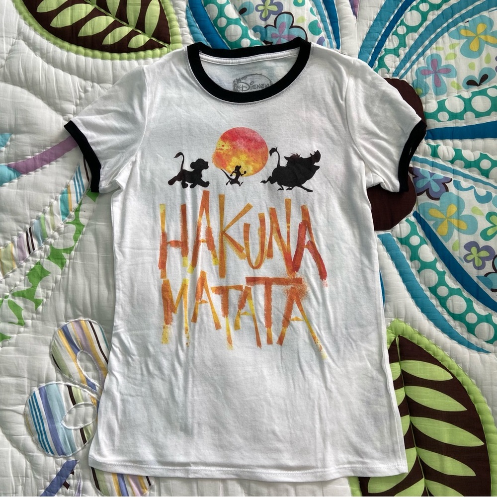 Hakuna Matata Disney tshirt